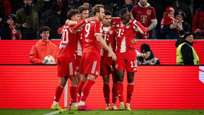 逆转！拒绝爆冷！德甲冠军上演绝杀，赛季不败继续高居榜首