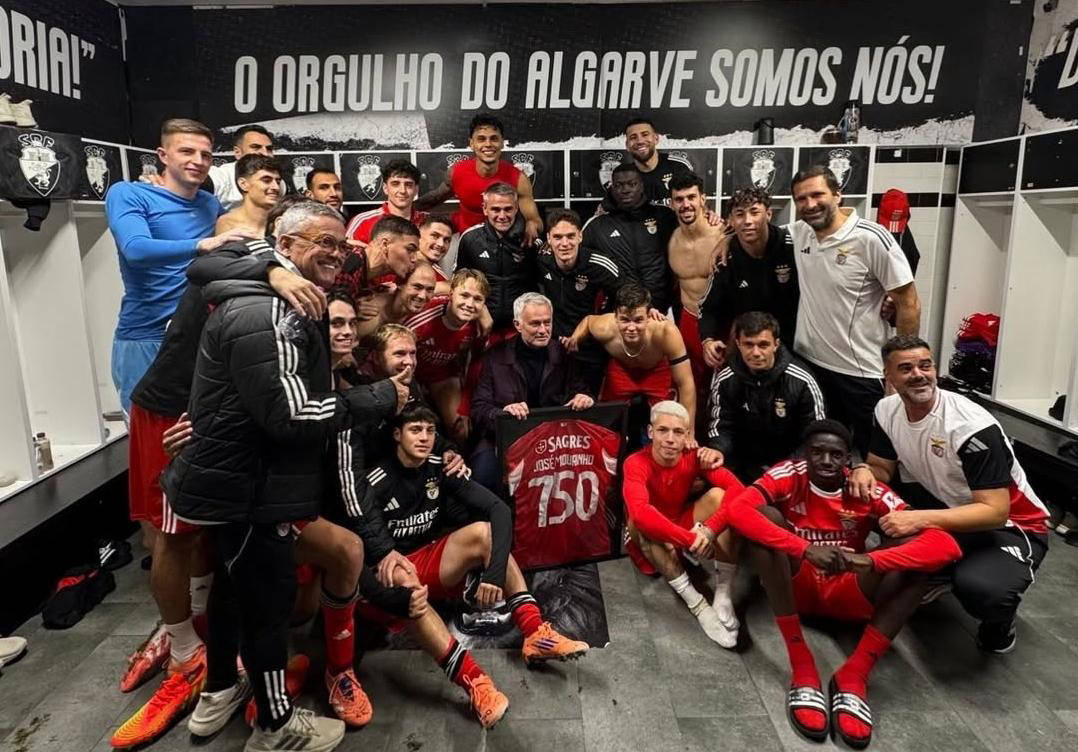 2-0！狂人继续不败！本菲卡挺进八强，穆帅战术再创佳绩迎新里程碑